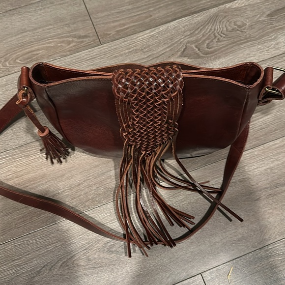 Lucky Brand woven braid brown leather shoulder bag. - Picture 7 of 12